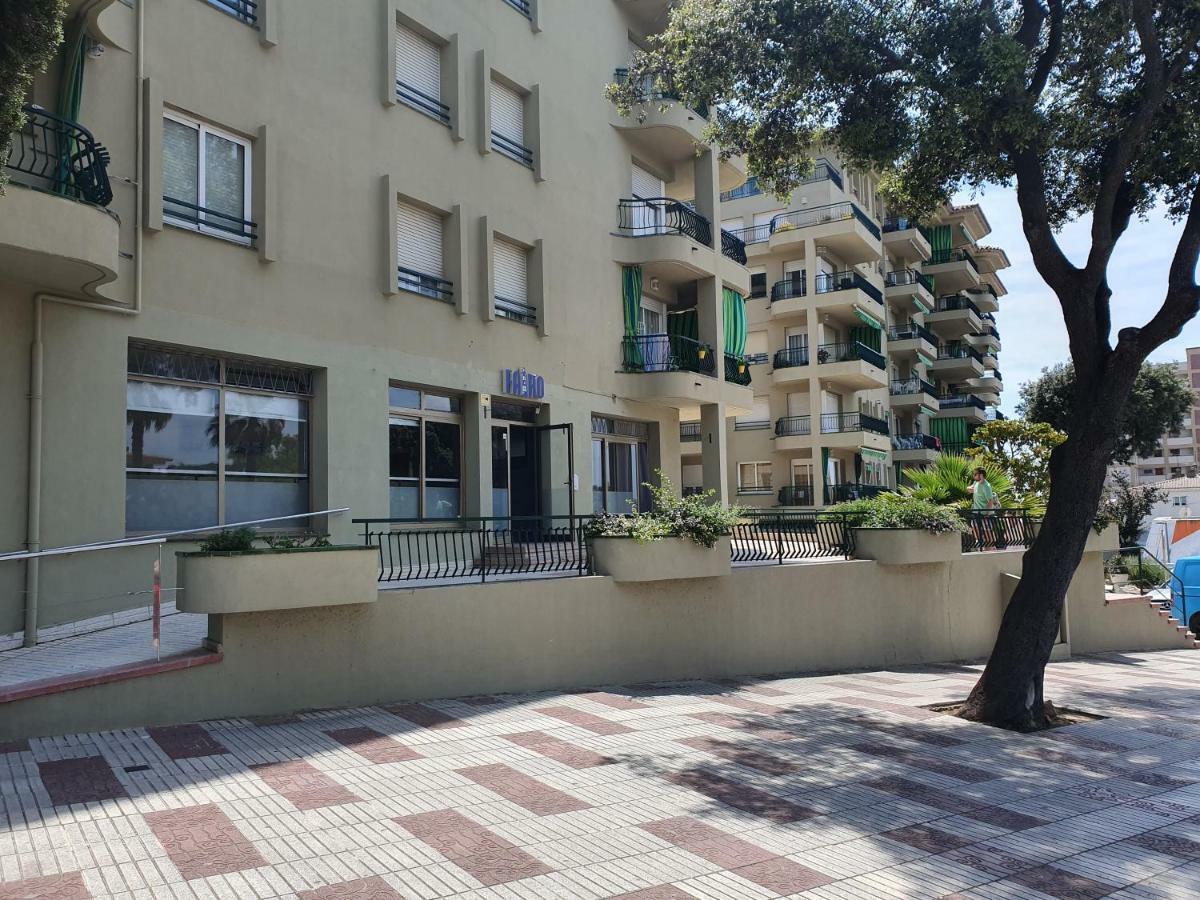Faro Solo Para Mujeres Castell-Platja d’Aro Exterior foto